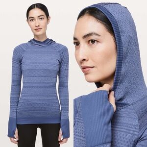 Lululemon Rest Less Hoodie in Gatsy Blue/White Size 2
